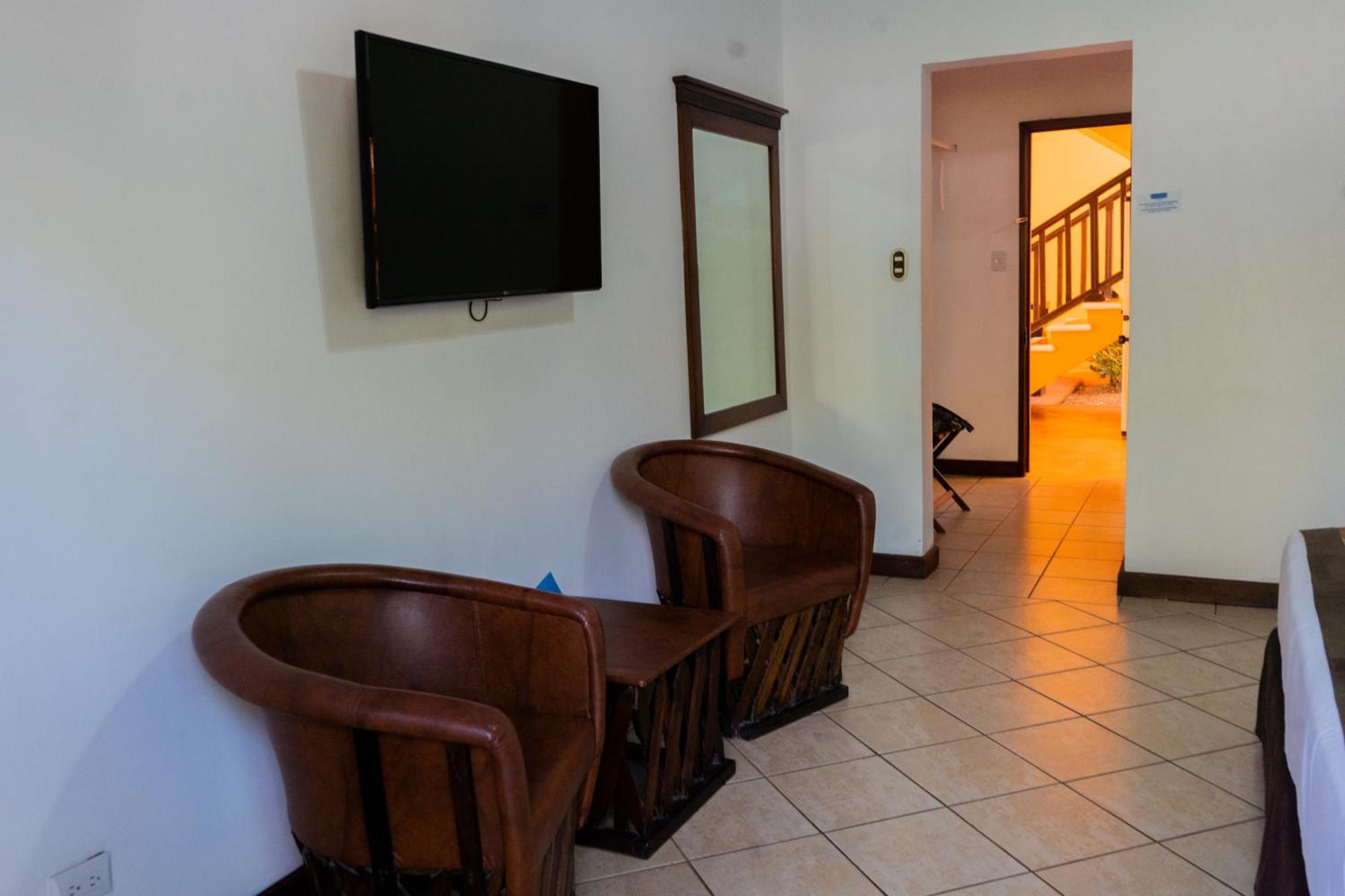 Hotel Cayman Suites Monterrico Esterno foto