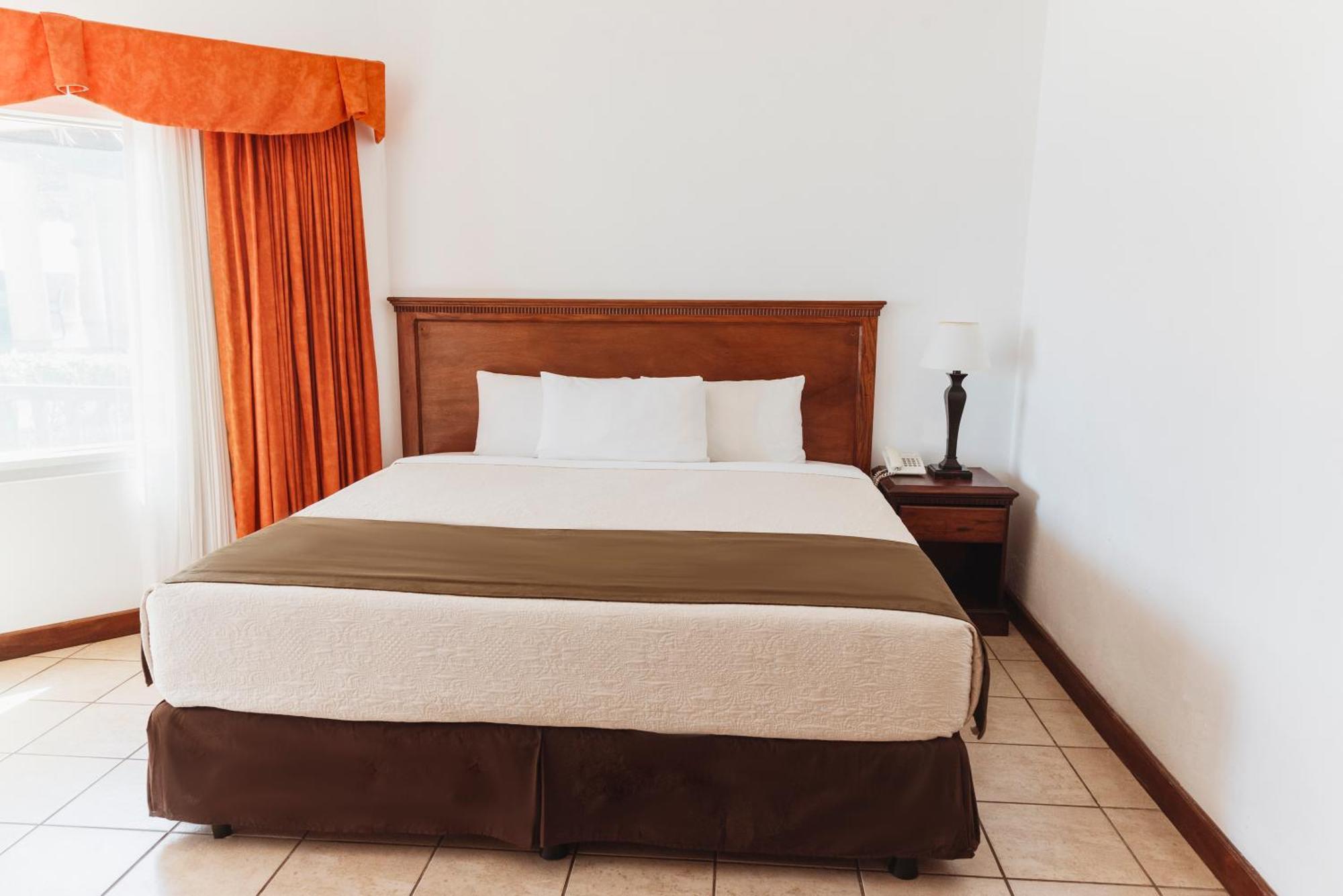 Hotel Cayman Suites Monterrico Esterno foto
