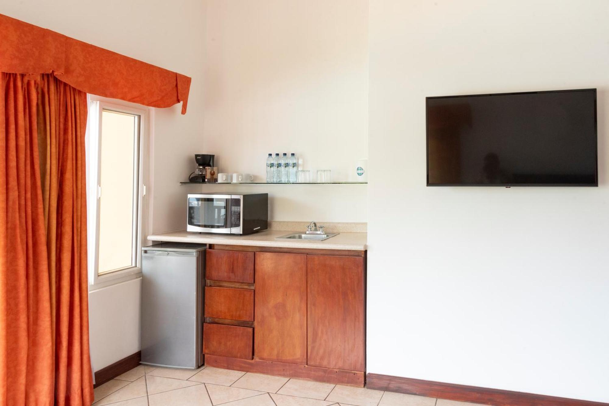Hotel Cayman Suites Monterrico Esterno foto