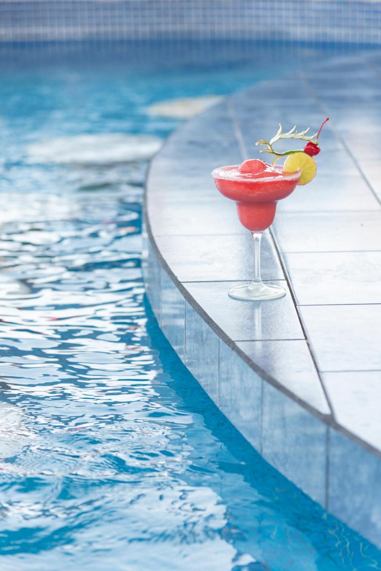 Hotel Cayman Suites Monterrico Esterno foto